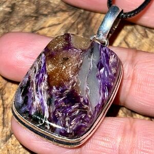 Chariote Pendant 2”